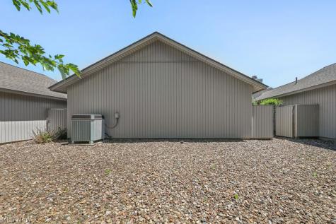 33180 Glenwood Court North Ridgeville OH 44039