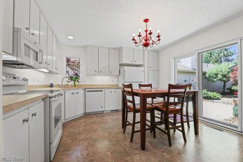 33180 Glenwood Court North Ridgeville OH 44039