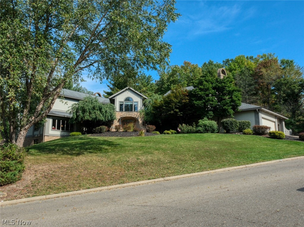 411 Donahey Avenue NE New Philadelphia OH 44663