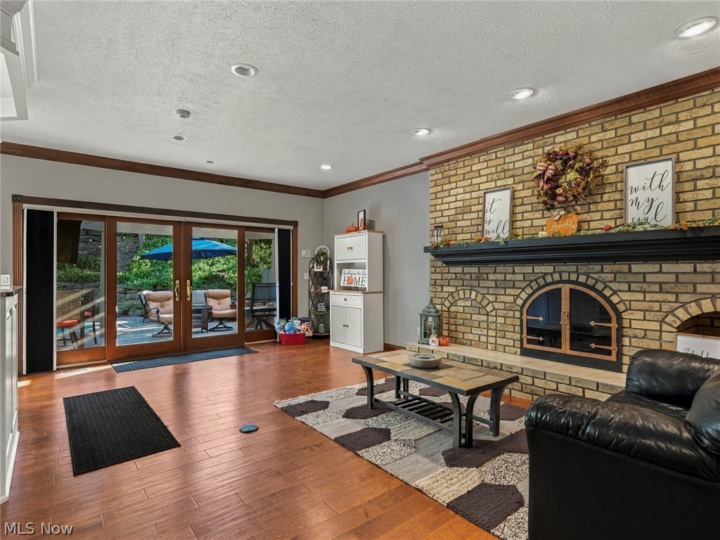 411 Donahey Avenue NE New Philadelphia OH 44663