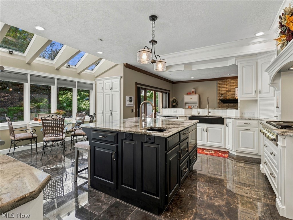 411 Donahey Avenue NE New Philadelphia OH 44663