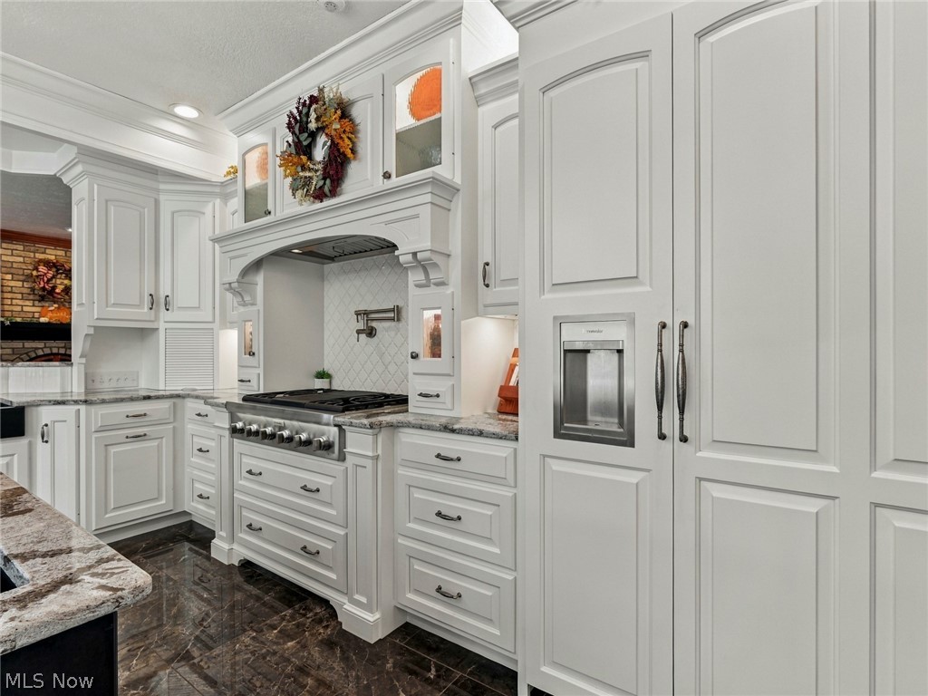 411 Donahey Avenue NE New Philadelphia OH 44663