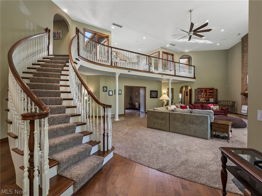 411 Donahey Avenue NE New Philadelphia OH 44663
