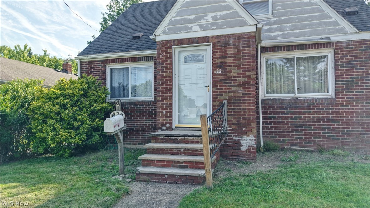 679 Mohawk Avenue Akron OH 44305