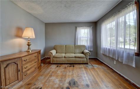 679 Mohawk Avenue Akron OH 44305