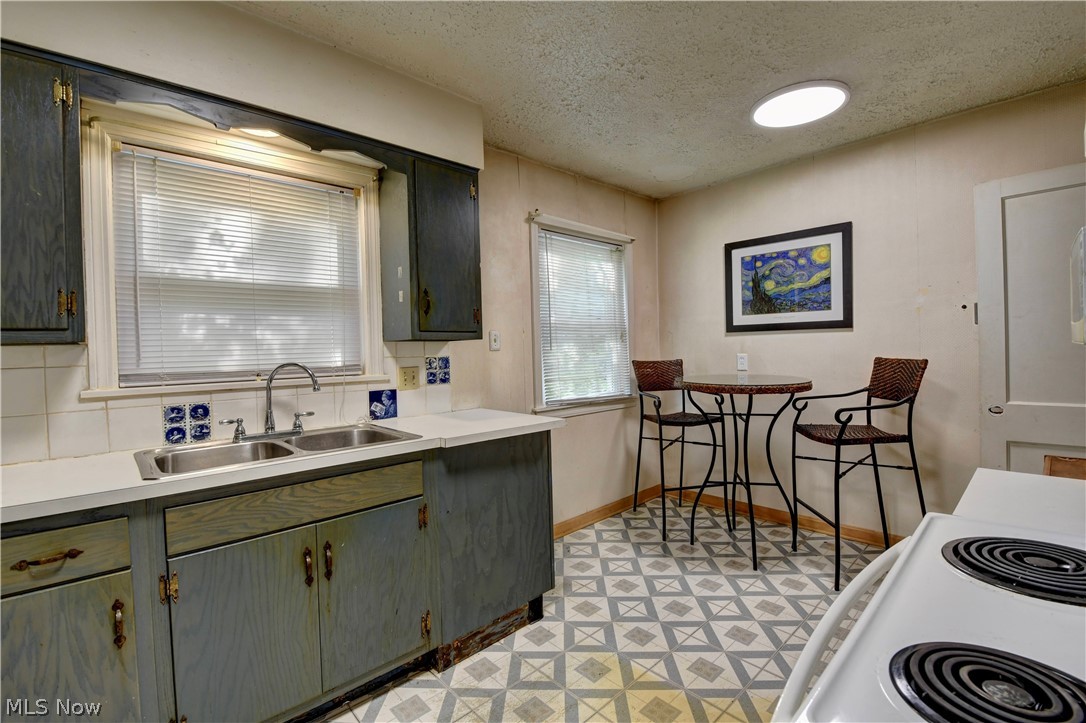 679 Mohawk Avenue Akron OH 44305