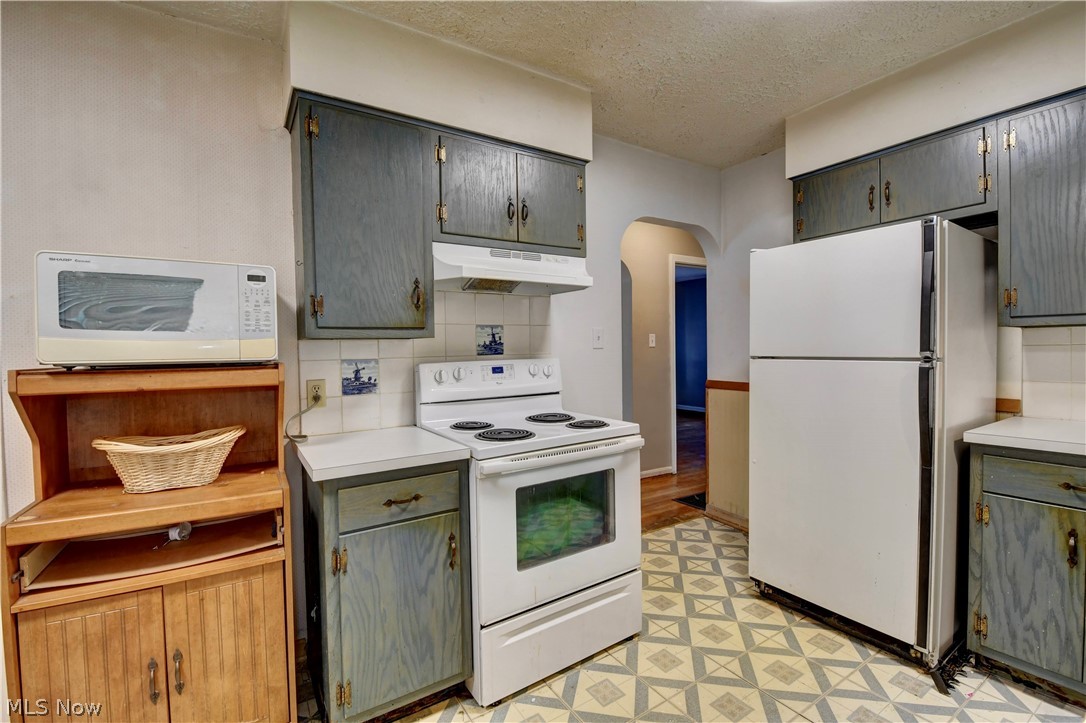 679 Mohawk Avenue Akron OH 44305