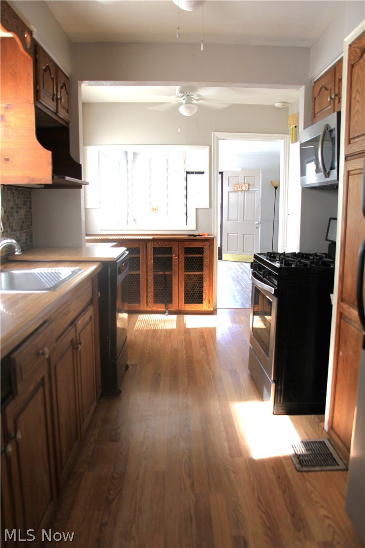 2580 E 37th Street Lorain OH 44055