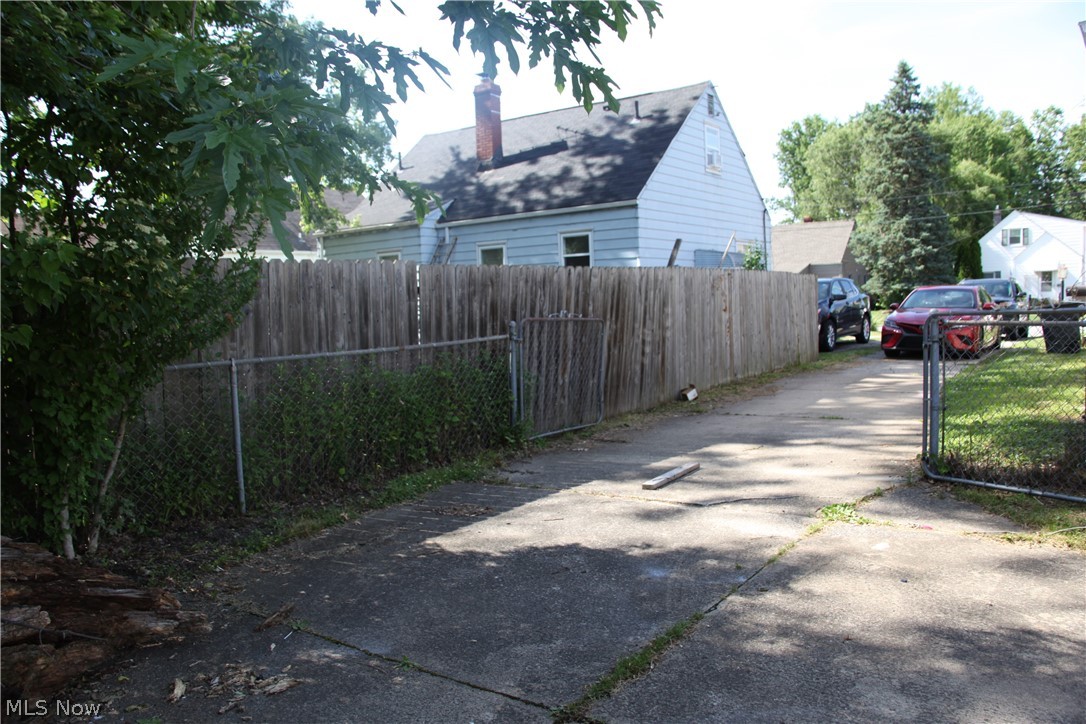 2580 E 37th Street Lorain OH 44055