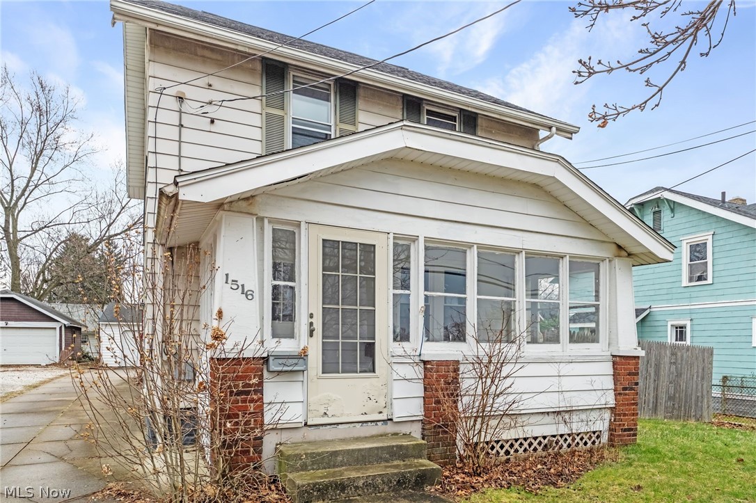 Akron OH, 1516 Newton Street