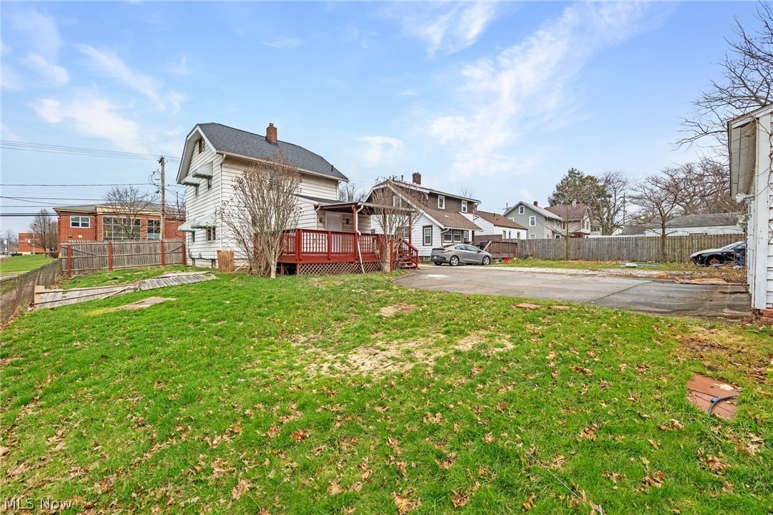1516 Newton Street Akron OH 44305