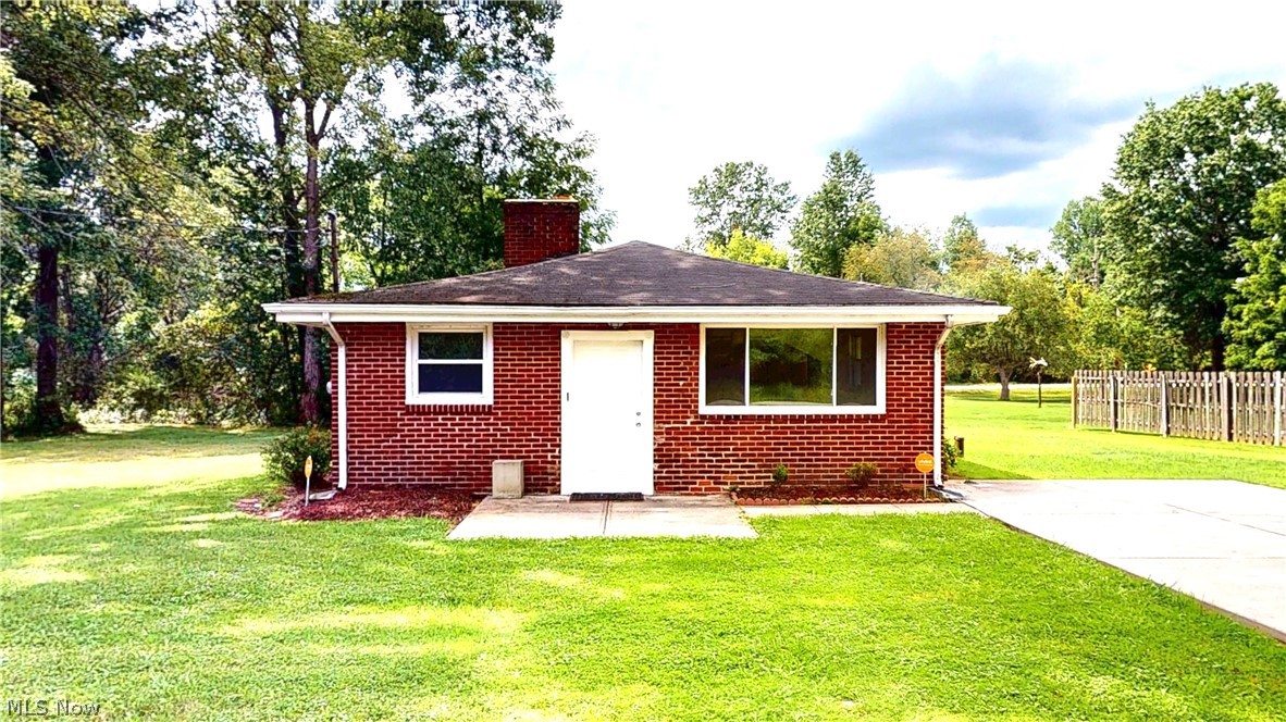 16702 Findlay Street Chagrin Falls OH 44023