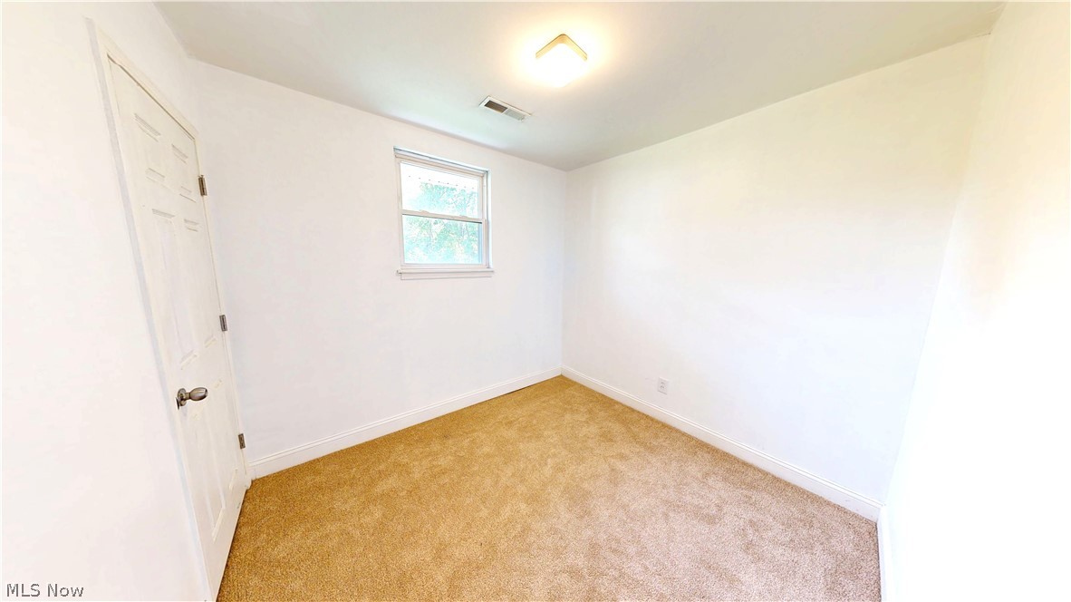 16702 Findlay Street Chagrin Falls OH 44023