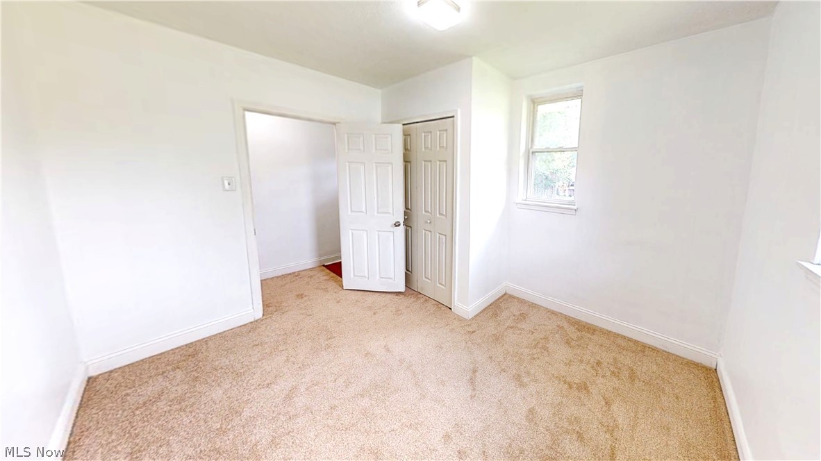 16702 Findlay Street Chagrin Falls OH 44023