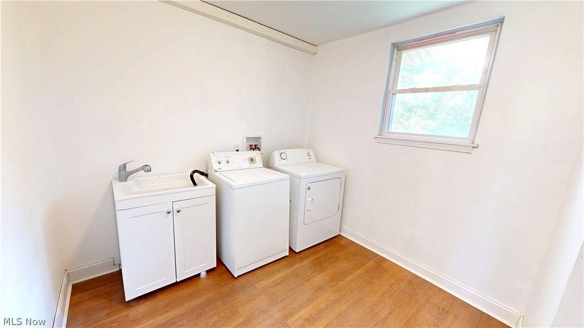 16702 Findlay Street Chagrin Falls OH 44023