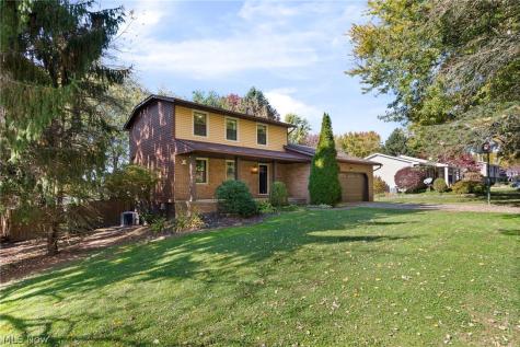 11179 Billingham Avenue NW Uniontown OH 44685