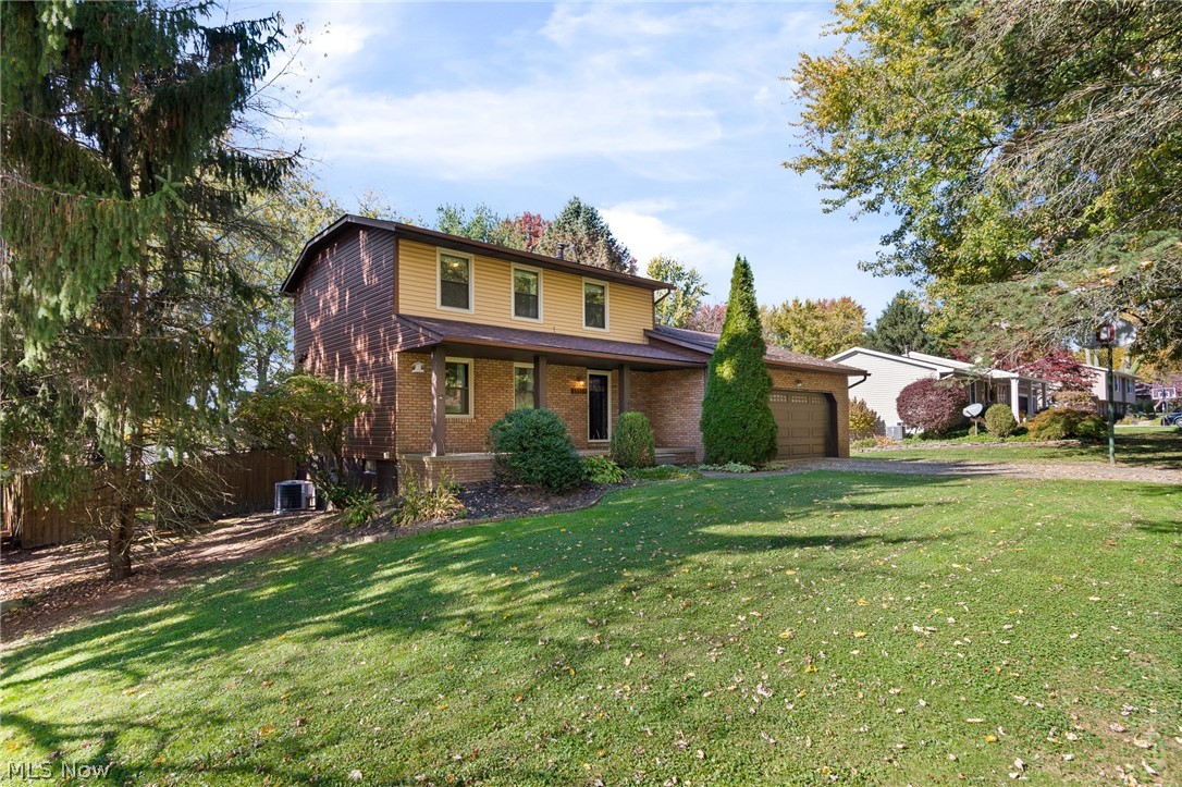 11179 Billingham Avenue NW Uniontown OH 44685