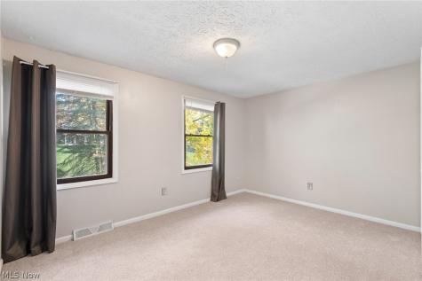 11179 Billingham Avenue NW Uniontown OH 44685
