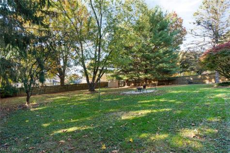 11179 Billingham Avenue NW Uniontown OH 44685