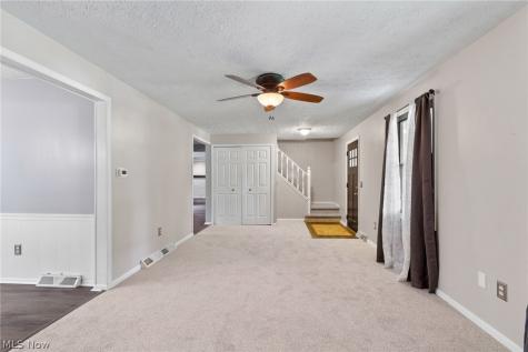 11179 Billingham Avenue NW Uniontown OH 44685