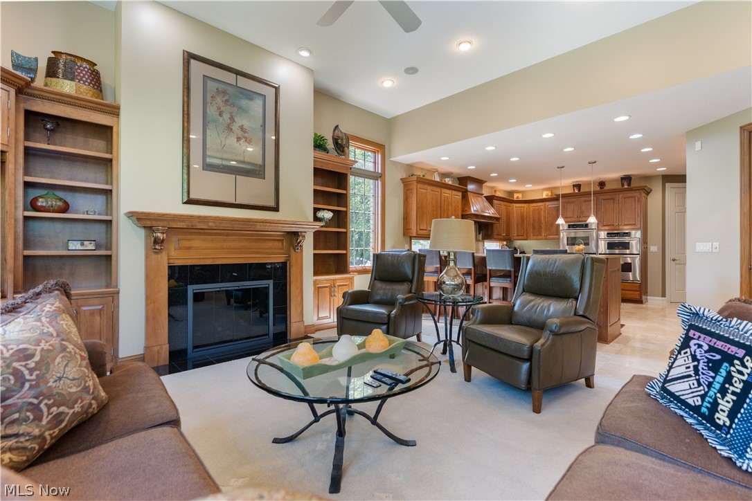 1544 Pilgrims Knob SE Canton OH 44709