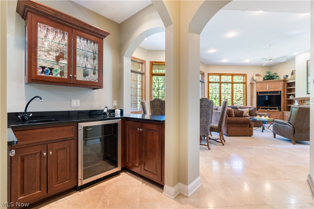 1544 Pilgrims Knob SE Canton OH 44709