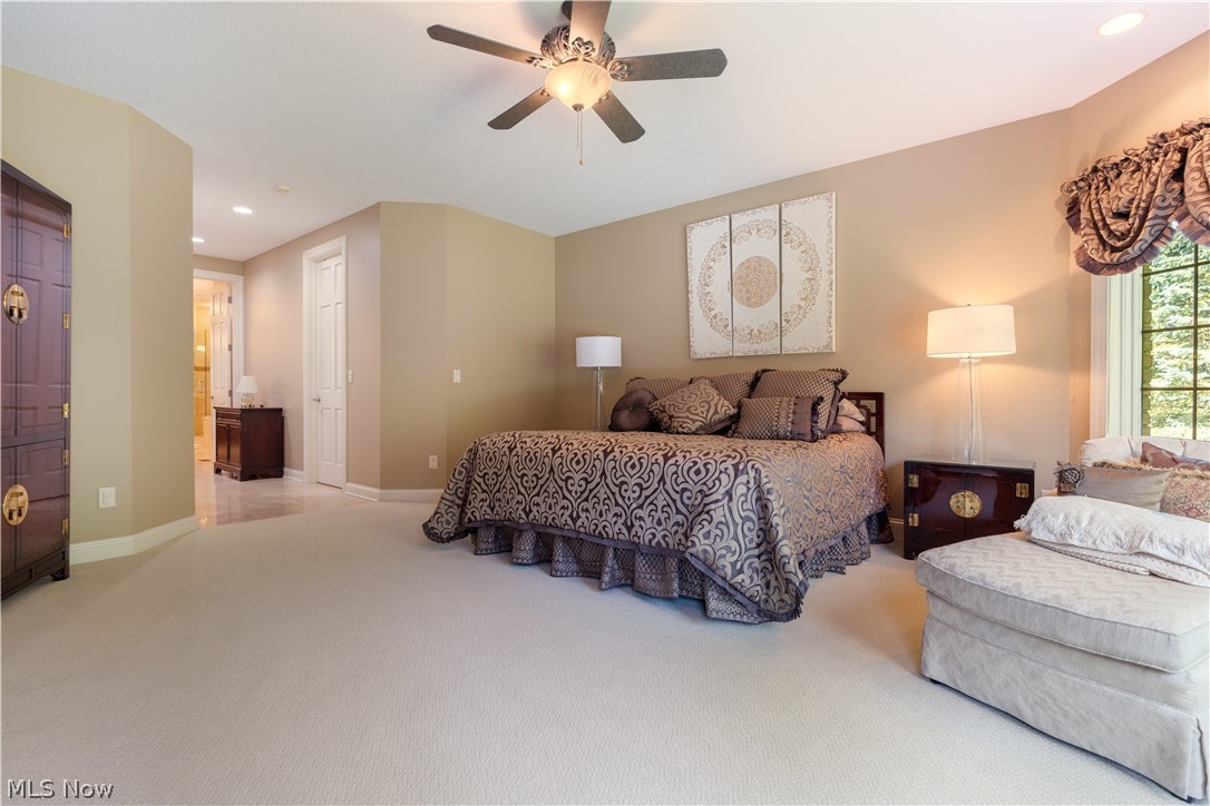 1544 Pilgrims Knob SE Canton OH 44709