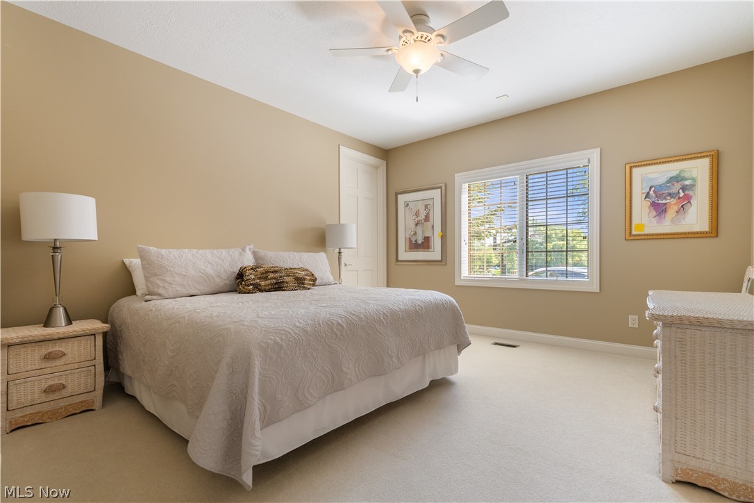 1544 Pilgrims Knob SE Canton OH 44709