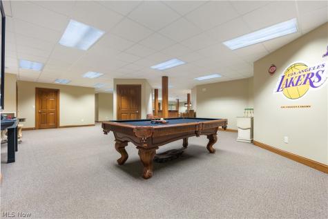 1544 Pilgrims Knob SE Canton OH 44709