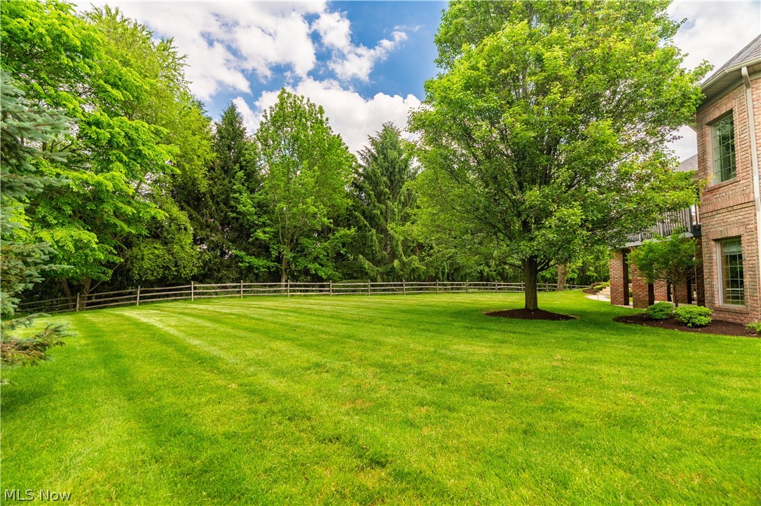 1544 Pilgrims Knob SE Canton OH 44709