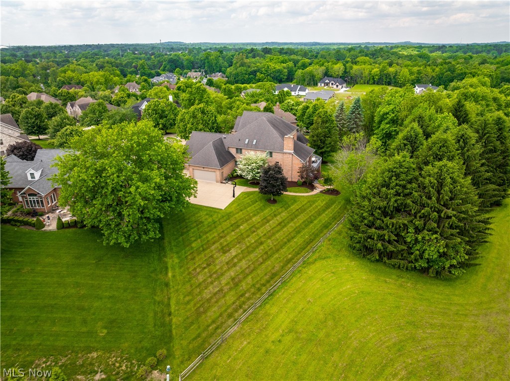 1544 Pilgrims Knob SE Canton OH 44709