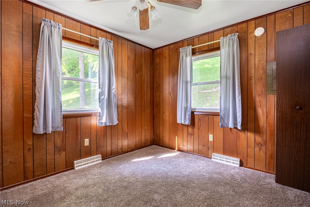 21569 State Route 16 Coshocton OH 43812