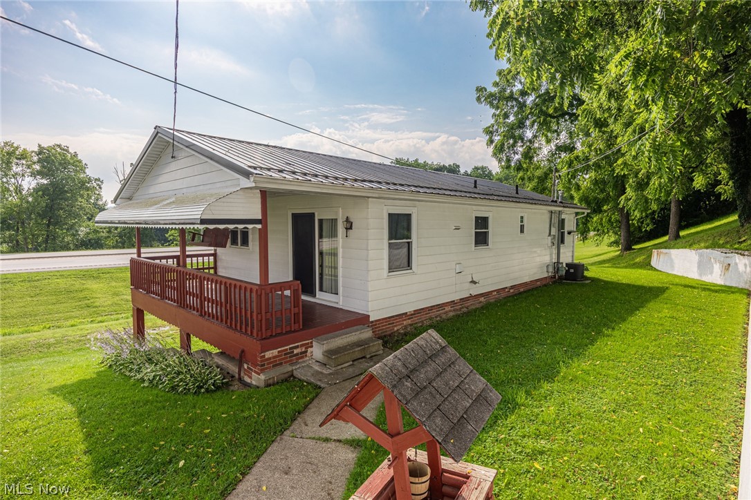 21569 State Route 16 Coshocton OH 43812