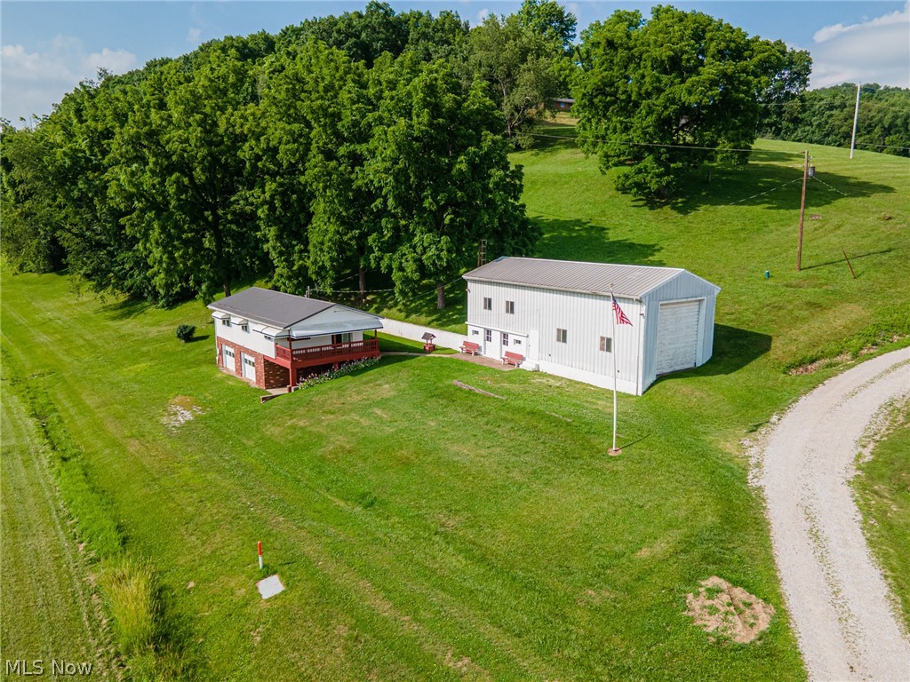 21569 State Route 16 Coshocton OH 43812