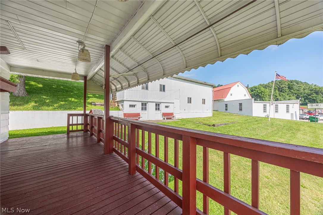 21569 State Route 16 Coshocton OH 43812