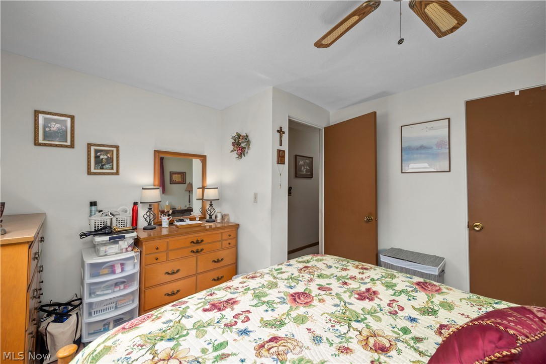 829 Delaware Avenue Elyria OH 44035