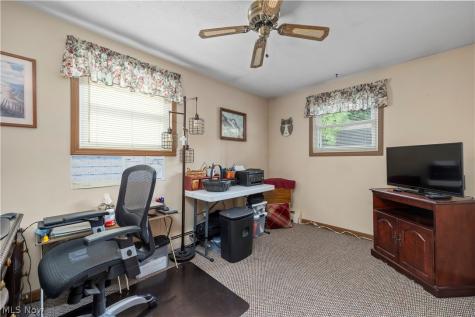 829 Delaware Avenue Elyria OH 44035