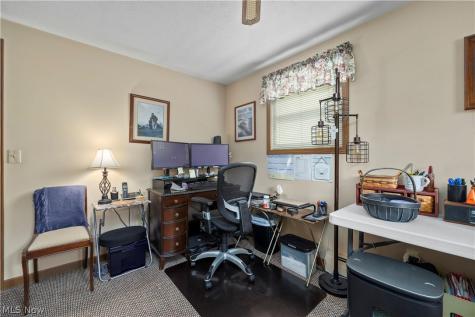 829 Delaware Avenue Elyria OH 44035