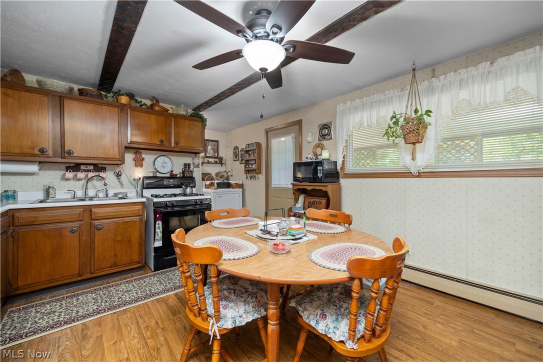 829 Delaware Avenue Elyria OH 44035