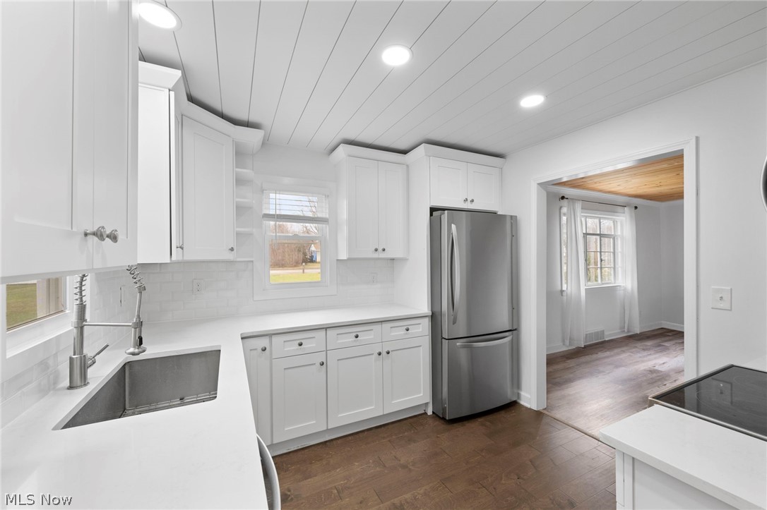 2640 Lost Nation Road Willoughby OH 44094