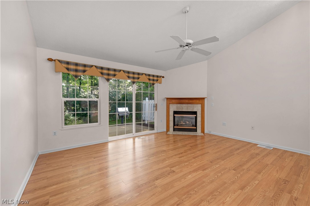 9097 Fern Cove E Olmsted Falls OH 44138