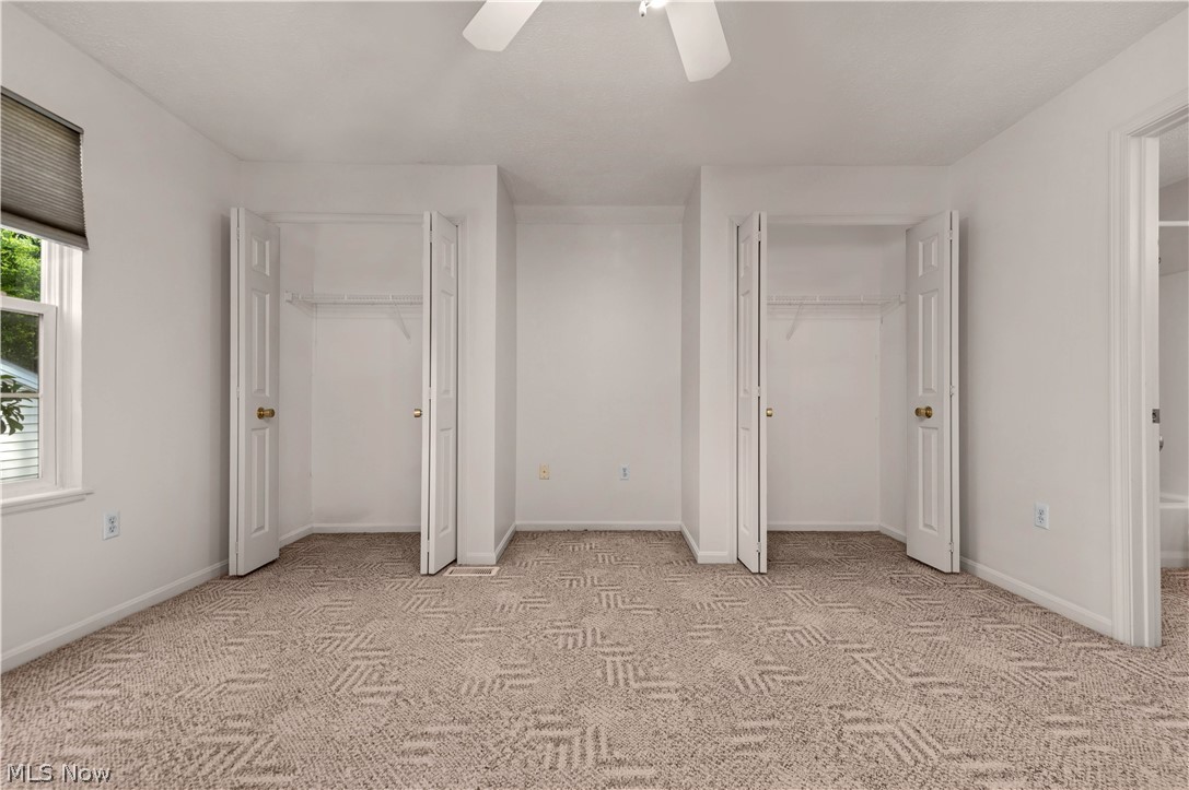 9097 Fern Cove E Olmsted Falls OH 44138