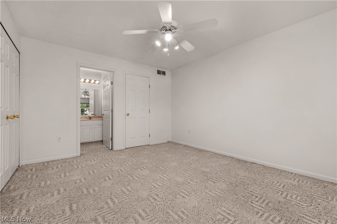 9097 Fern Cove E Olmsted Falls OH 44138