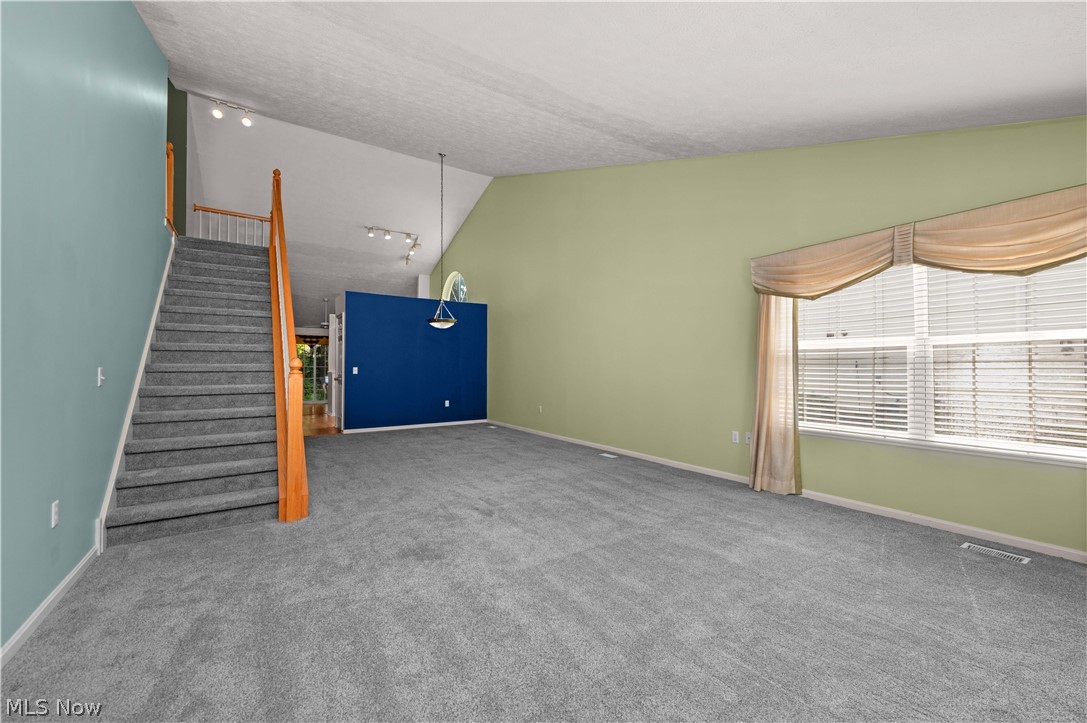 9097 Fern Cove E Olmsted Falls OH 44138