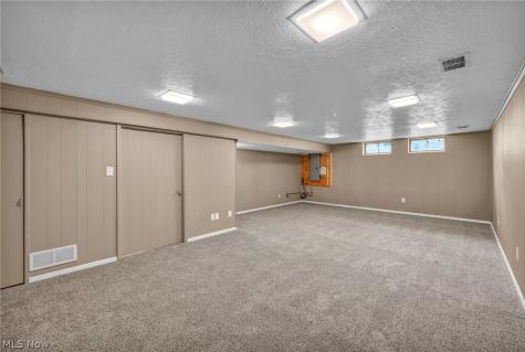 8556 Barbara Drive Mentor OH 44060