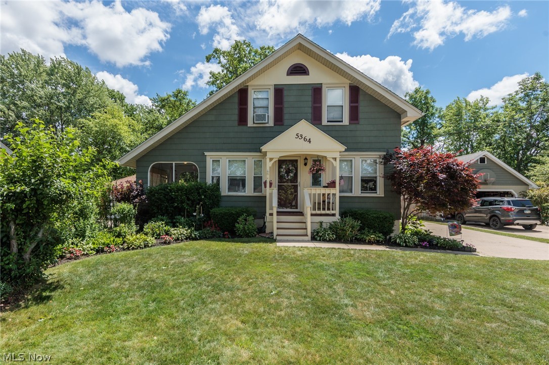 5364 Summit Road Lyndhurst OH 44124