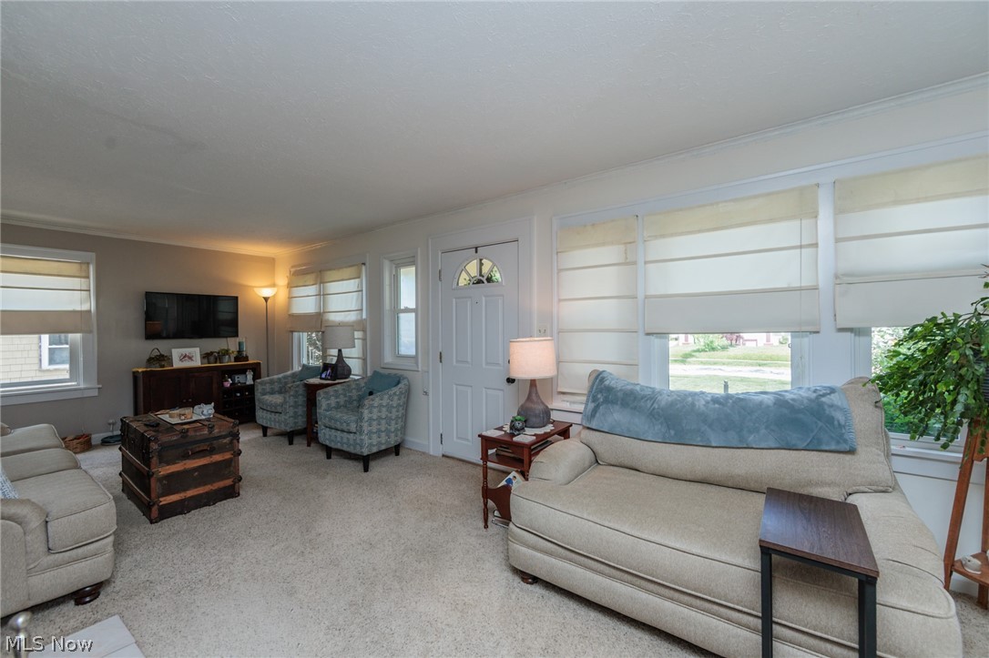 5364 Summit Road Lyndhurst OH 44124
