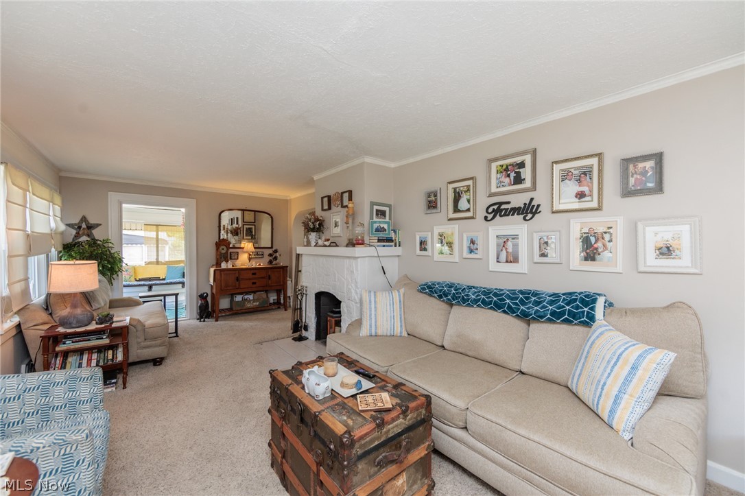 5364 Summit Road Lyndhurst OH 44124