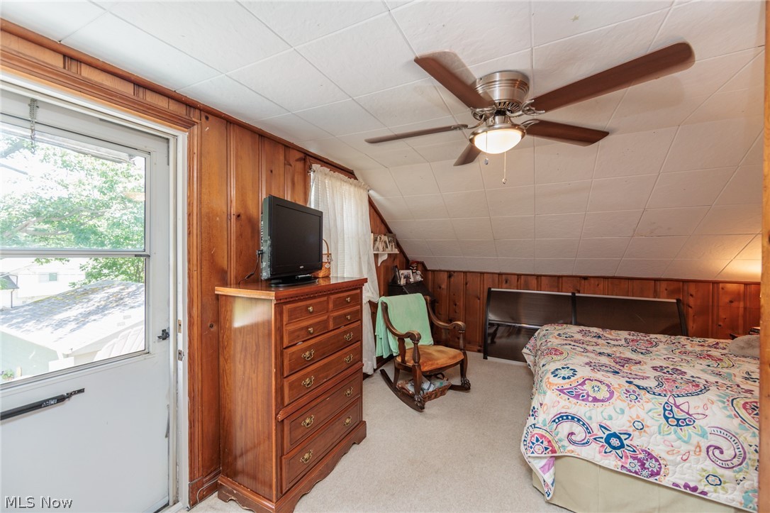 5364 Summit Road Lyndhurst OH 44124