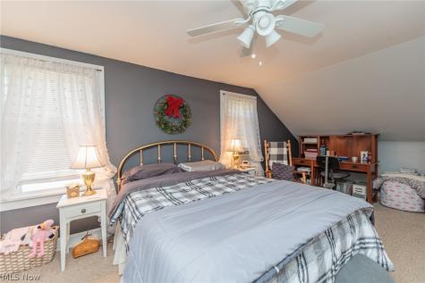 5364 Summit Road Lyndhurst OH 44124